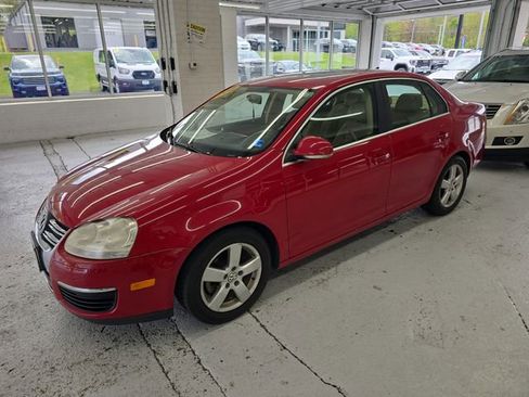 Used 2008 Volkswagen Jetta SE image 2
