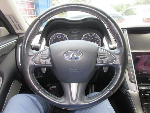 Used 2017 INFINITI Q50 Sport AWD/4WD image 14