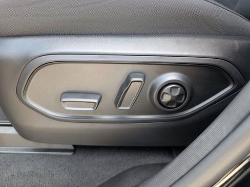 New 2026 Jeep Grand Cherokee Laredo X RWD image 16