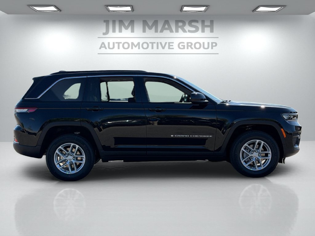 New 2026 Jeep Grand Cherokee Laredo X AWD/4WD image 7