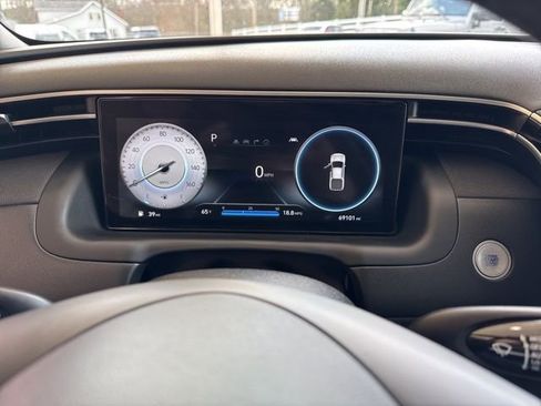 Used 2022 Hyundai Santa Cruz Limited image 15