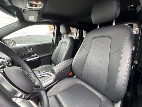 Used 2025 Mercedes-Benz GLA 250 image 4