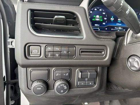 Used 2024 Chevrolet Tahoe RST w/ Luxury Package RWD image 17