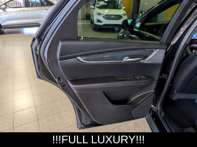 Used 2022 Cadillac XT5 Premium Luxury AWD/4WD image 20