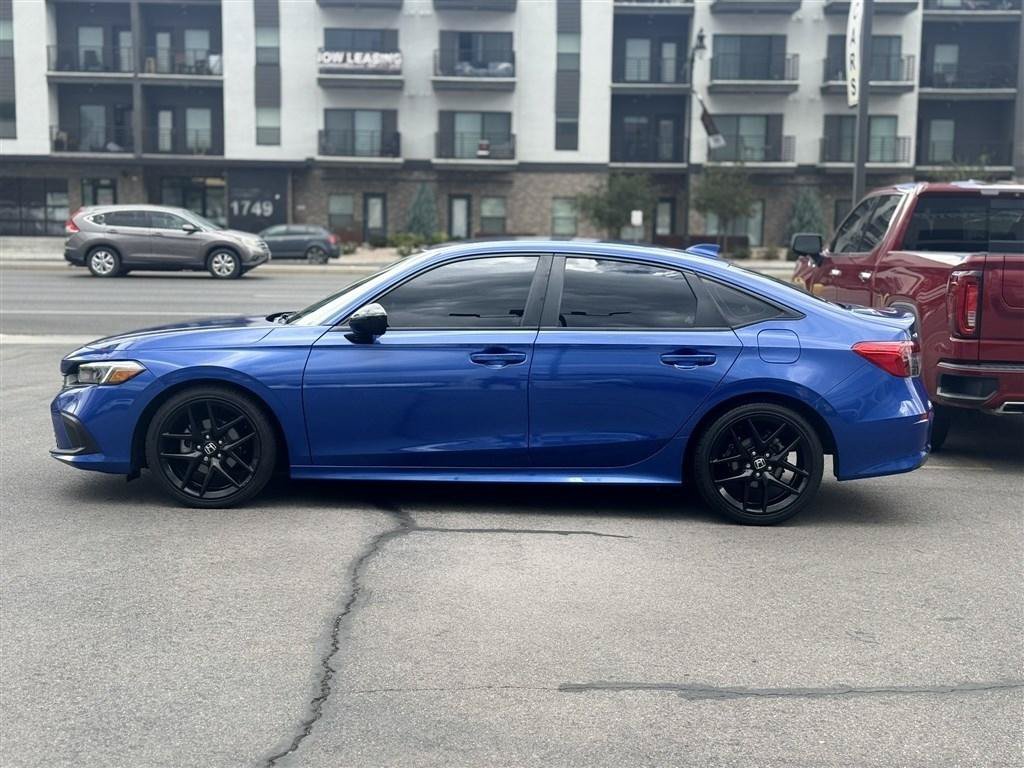 Used 2024 Honda Civic Sport image 4