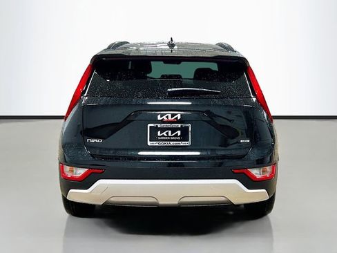 New 2026 Kia Niro LX image 6