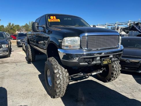 Used 2001 Ford F250 Lariat image 35