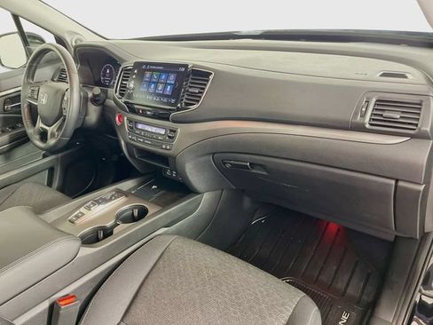Used 2024 Honda Ridgeline Sport image 32