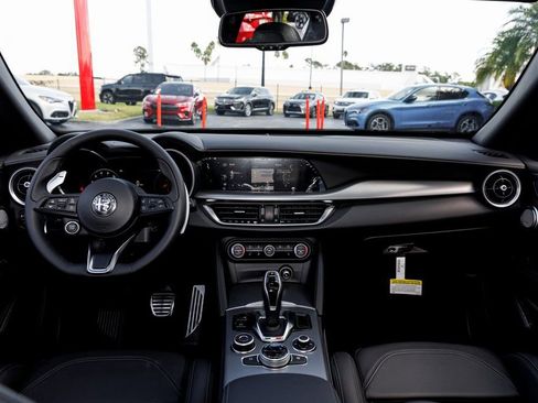 New 2025 Alfa Romeo Stelvio Sprint image 32