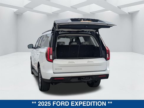 Certified 2025 Ford Expedition Active RWD image 14