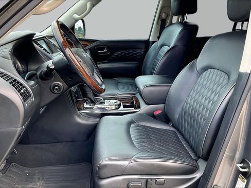 Used 2018 INFINITI QX80 2WD w/ Deluxe Technology Package image 8