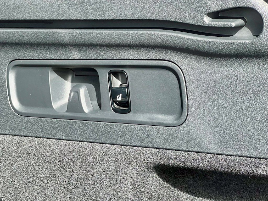 Certified 2026 Mercedes-Benz GLC 300 4MATIC image 40