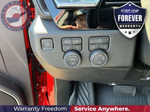 Used 2025 Chevrolet Silverado 1500 LT w/ Z71 Off-Road Package AWD/4WD image 20