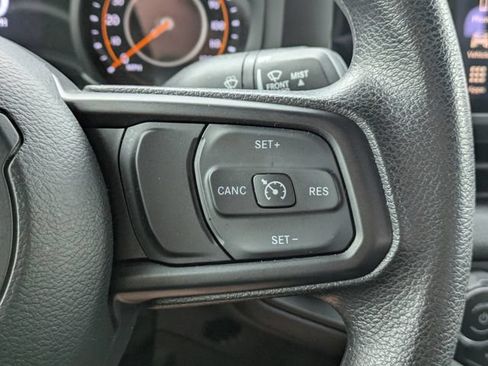 Used 2025 Jeep Wrangler Sport AWD/4WD image 25
