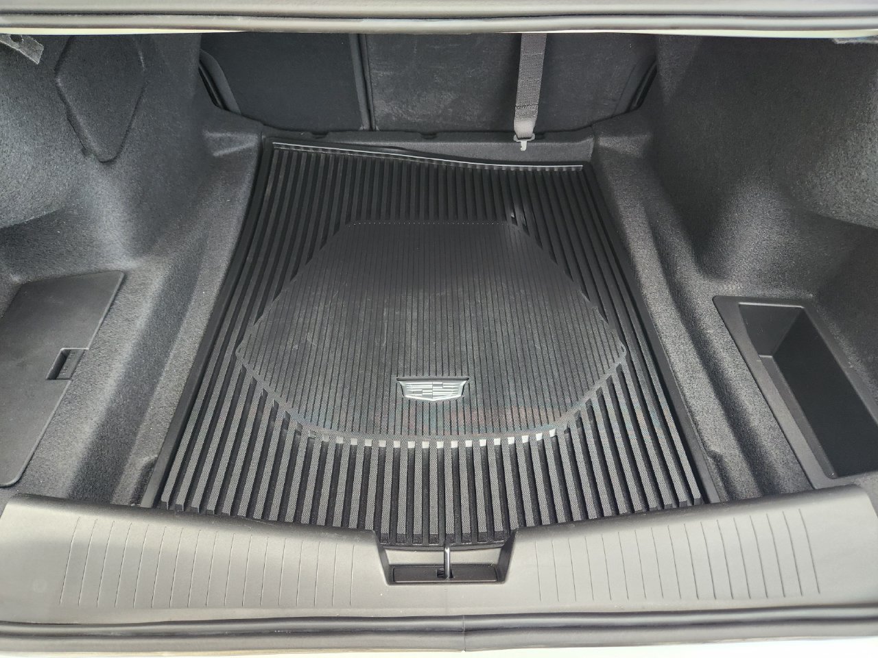 Used 2024 Cadillac CT4 V Blackwing w/ Driver Assist Package RWD image 31