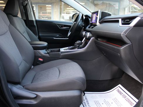 Used 2023 Toyota RAV4 XLE image 14