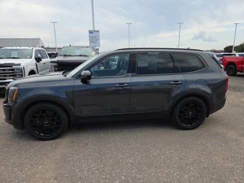 Used 2022 Kia Telluride SX w/ SX Prestige Package AWD/4WD image 5