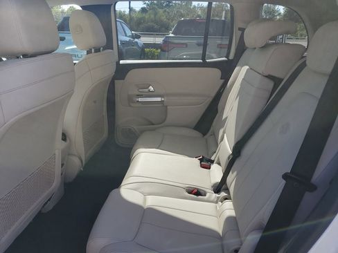 Used 2020 Mercedes-Benz GLB 250 4MATIC image 15