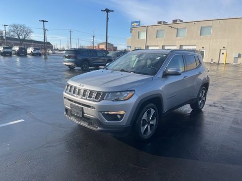 Used 2020 Jeep Compass Latitude w/ Popular Equipment Group image 1