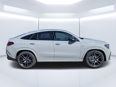 New 2026 Mercedes-Benz GLE 53 AMG 4MATIC Coupe image 2