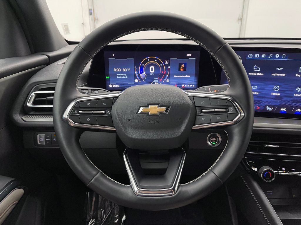 Used 2026 Chevrolet Traverse LT w/ Driver Confidence Package FWD image 18