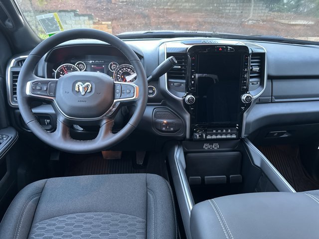 New 2026 RAM 2500 Big Horn AWD/4WD image 21