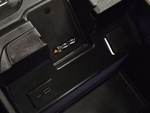 Used 2024 GMC Sierra 2500 AT4 w/ AT4 Premium Plus Package image 20