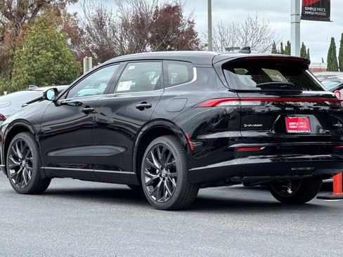 New 2025 Toyota Crown Signia image 7