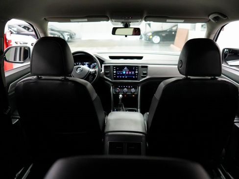Used 2018 Volkswagen Atlas SE image 18