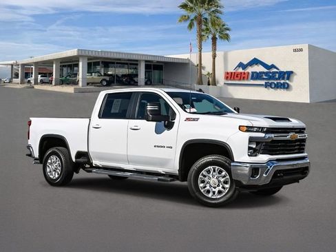 Used 2024 Chevrolet Silverado 2500 LT image 1