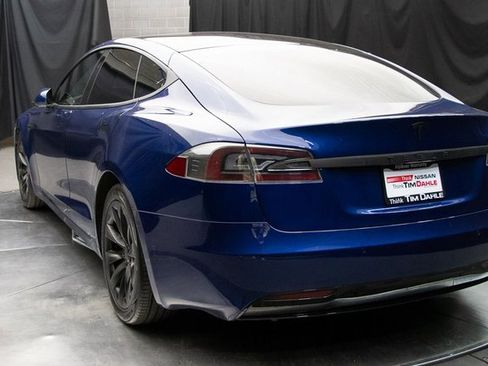 Used 2017 Tesla Model S 75 image 11
