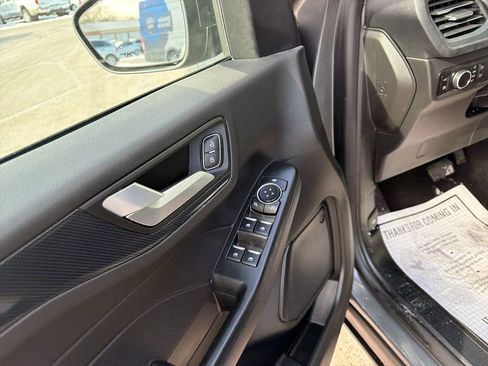 Used 2025 Ford Escape ST-Line w/ Equipment Group 301A image 36