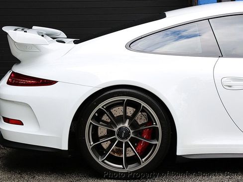 Used 2015 Porsche 911 GT3 RWD image 15