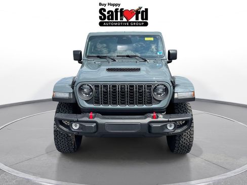 Used 2026 Jeep Wrangler Unlimited Rubicon AWD/4WD image 3