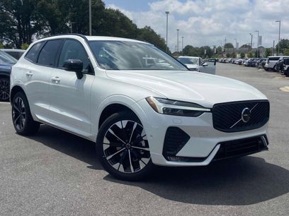 New 2026 Volvo XC60 B5 Ultra w/ Climate Package