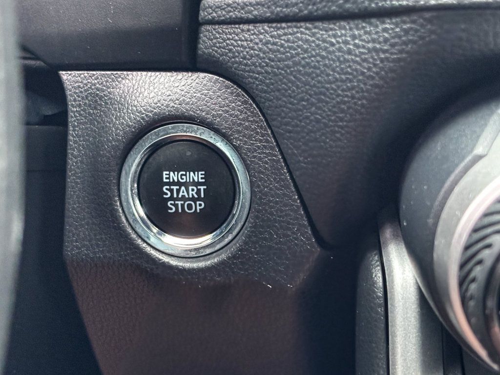 Certified 2025 Toyota RAV4 XLE AWD/4WD image 33