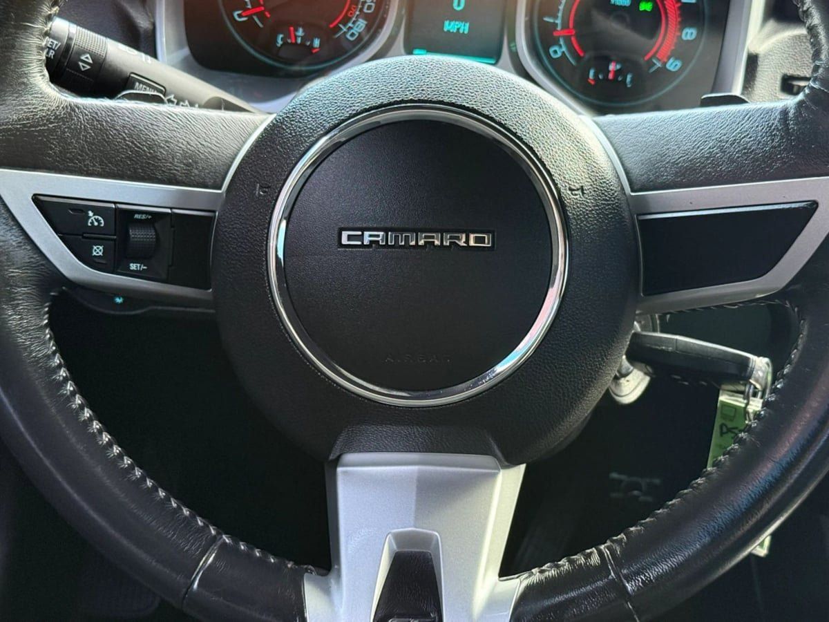 Used 2011 Chevrolet Camaro SS RWD image 47