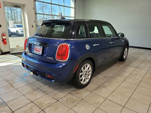 Used 2015 MINI Cooper S image 5