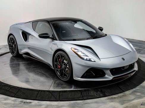 New 2026 Lotus Emira SE image 26