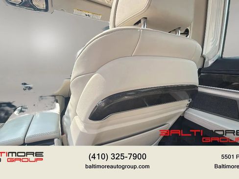 Used 2019 BMW 750i xDrive w/ Executive Package AWD/4WD image 39