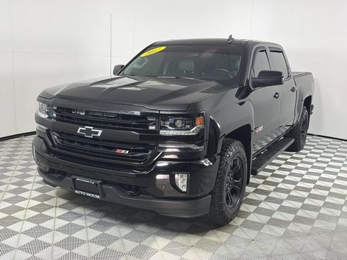 Used 2017 Chevrolet Silverado 1500 LTZ Z71 w/ LTZ Plus Package AWD/4WD image 10