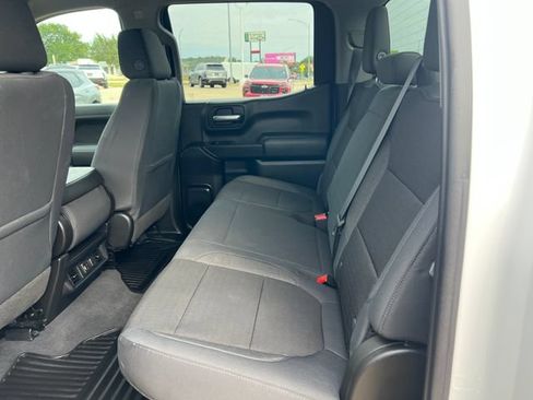 Certified 2019 Chevrolet Silverado 1500 LT w/ Convenience Package AWD/4WD image 18