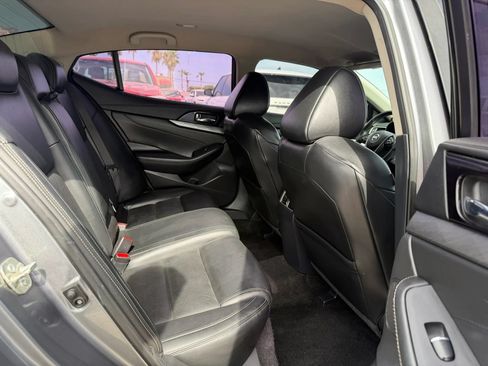 Used 2018 Nissan Maxima 3.5 SV FWD image 27