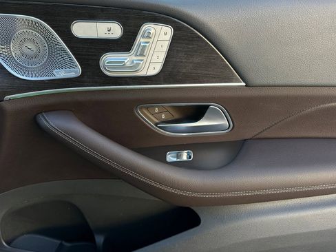 Certified 2020 Mercedes-Benz GLS 450 4MATIC image 33