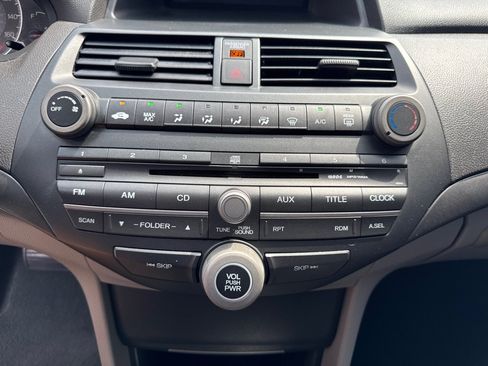 Used 2009 Honda Accord LX-P image 12