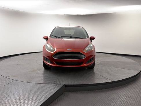 Used 2018 Ford Fiesta SE FWD image 12