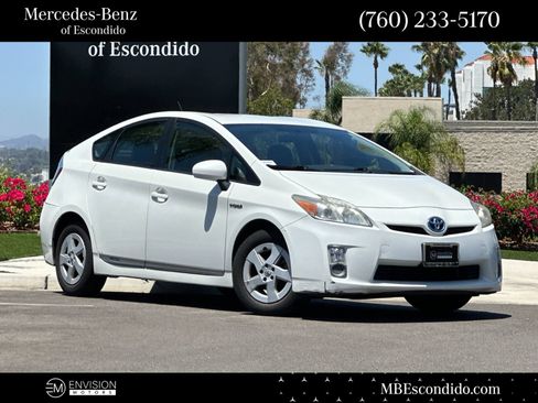 Used 2011 Toyota Prius Two FWD image 1
