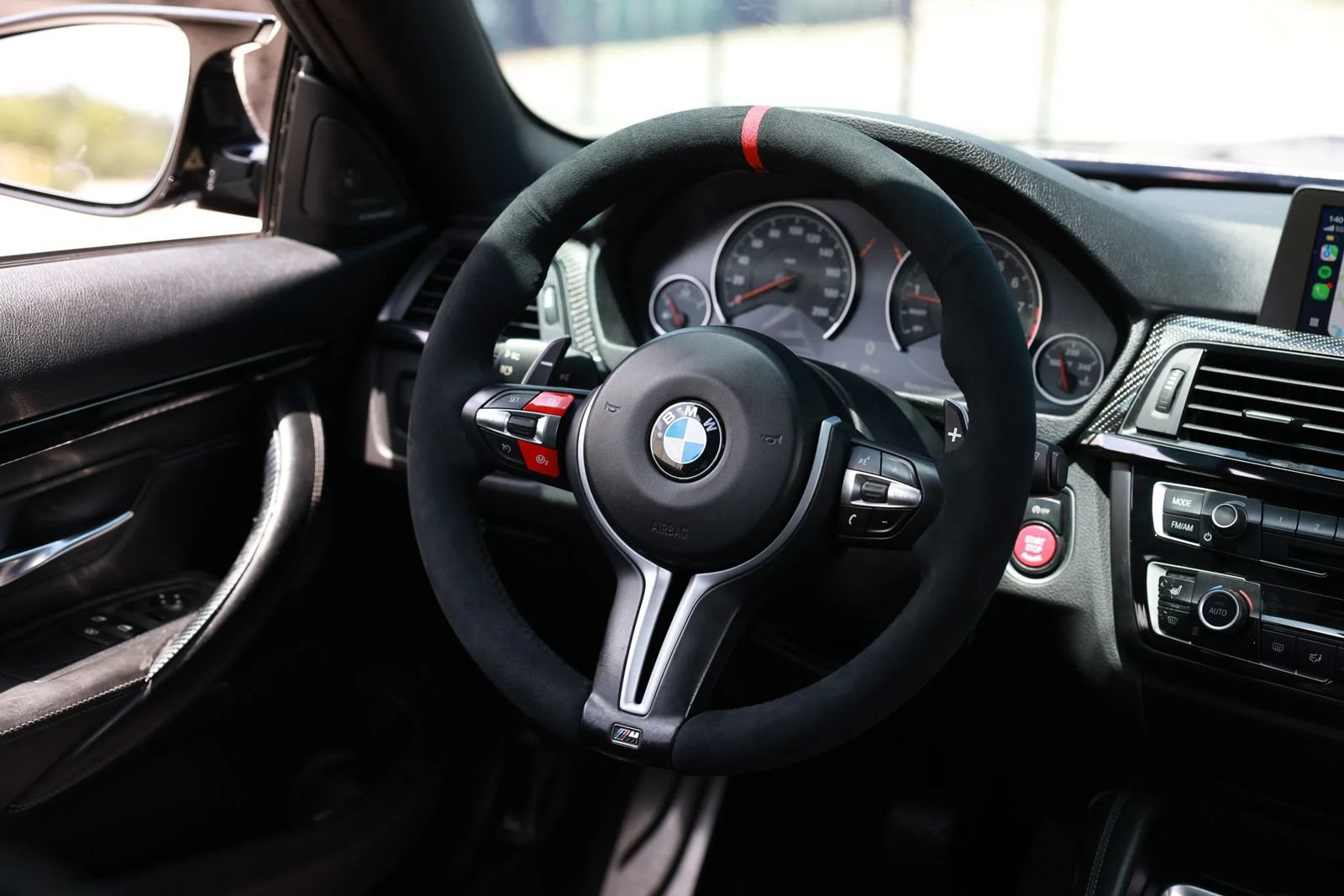 Used 2015 BMW M4 Coupe RWD image 29