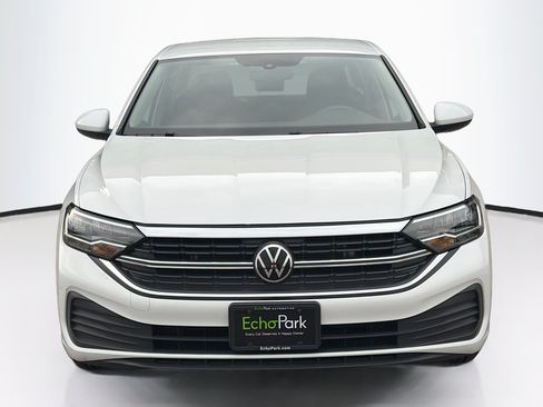 Used 2023 Volkswagen Jetta S FWD image 2