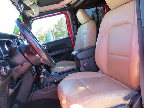 Used 2018 Jeep Wrangler Unlimited Rubicon image 19